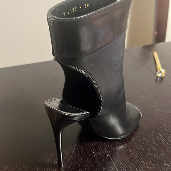 NWT Tom Ford heels - Picture 12 of 13
